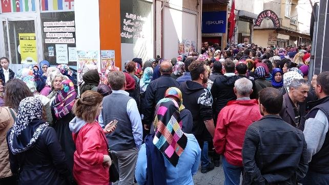 İşsizlik maaşı başvuruları, işsizliğin rekor kırdığı geçen yılın 2 katı