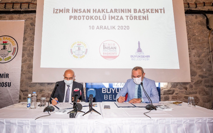 İzmir Büyükşehir Belediyesi ve İzmir Barosu arasında protokol: 'İlk kez bir belediye adalete erişim için kaynak ayırdı'