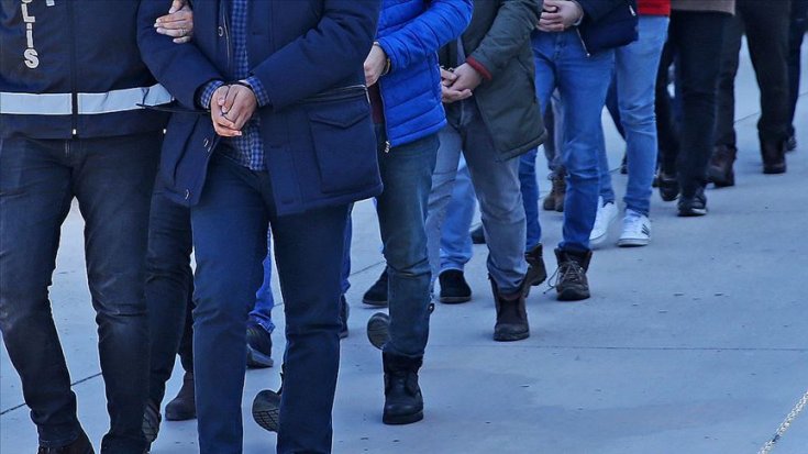 İzmir merkezli 49 ilde FETÖ operasyonu: 115 gözaltı