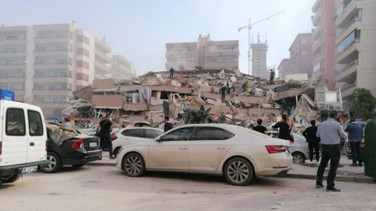 İzmir'de 6.6 büyüklüğünde deprem: 12 kişinin cansız bedenine ulaşıldı, yaralılar var