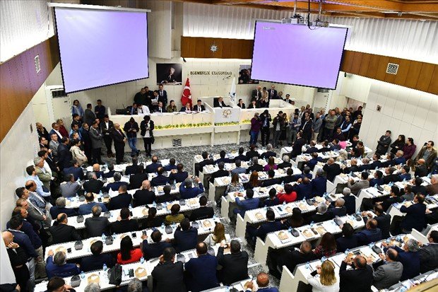 İzmir'de cemevlerinin ibadethane sayılmasına AKP'den ret oyu