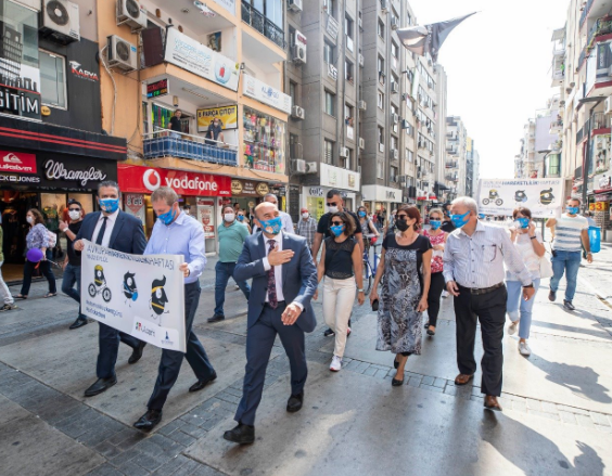 İzmir’de 'Otomobilsiz Kent Günü' kutlanıyor
