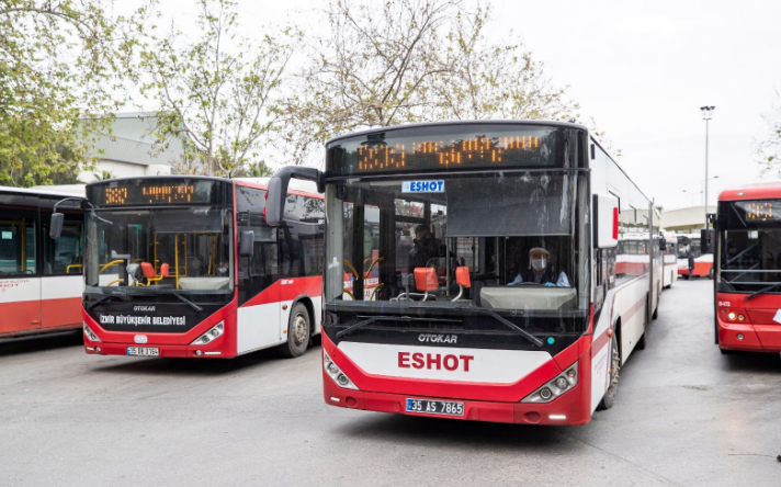 İzmir'de sağlıkçılara ve eczacılara ücretsiz toplu ulaşım hizmeti devam edecek