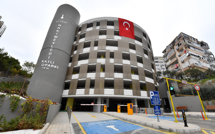 İzmir'de şehit ve gazi yakınlarına büyükşehir otoparkları ücretsiz