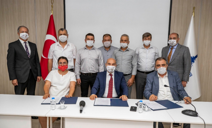 İzmir'de 'Süt Kuzusu Projesi' devam ediyor: Yeni sözleşme imzalandı