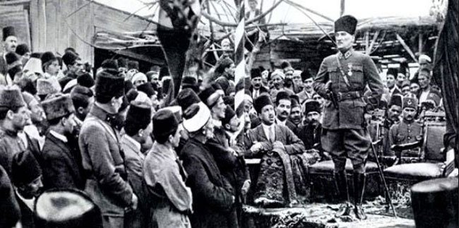 İzmir'in düşman işgalinden kurtuluşunun 98'inci yıl dönümü