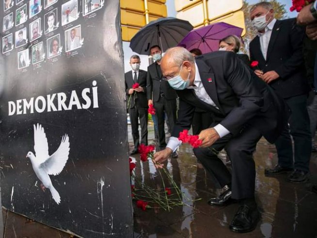 Kılıçdaroğlu 10 Ekim katliamında yaşamını yitiren yurttaşları andı
