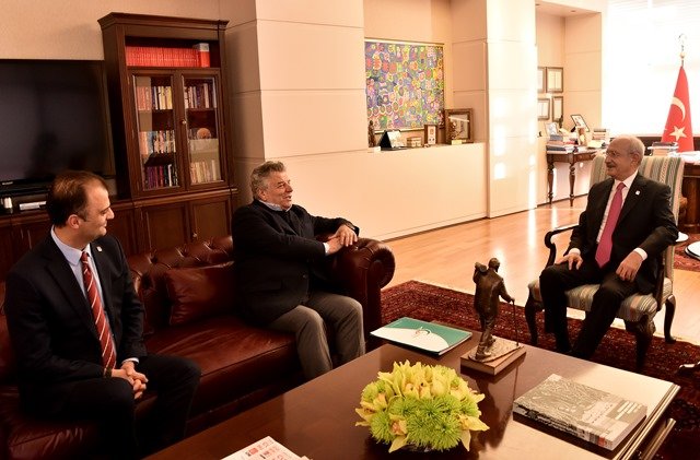 Kılıçdaroğlu, Tekgıda-İş Sendikası Genel Başkanı Türkel ile görüştü