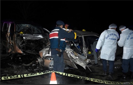 Konya'da feci kaza! 4 ölü, 4 yaralı