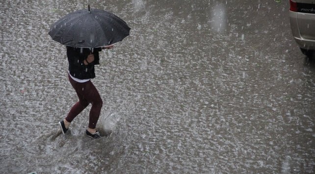 Meteoroloji'den sağanak yağış uyarısı