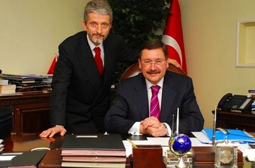 Mustafa Tuna, usulsüzlükte Melih Gökçek’i aratmadı