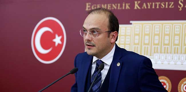 Önergesi iade edilen CHP'li Tığlı'dan Bakan Akar'a 'adalar' tepkisi