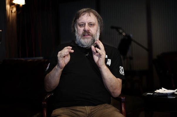 Slovaj Zizek'ten koronavirüs yorumu: Küresel komünist tedbirlere ihtiyaç var