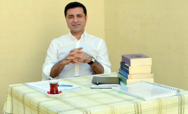 SODEV'den Selahattin Demirtaş'a ödül