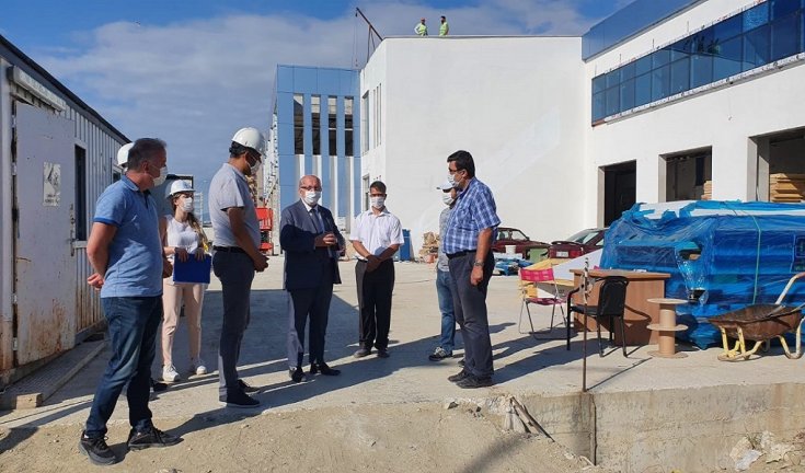 Tekirdağ Büyükşehir Belediye Başkanı Albayrak, Süleymanpaşa Su Ürünleri Hali'nde incelemelerde bulundu