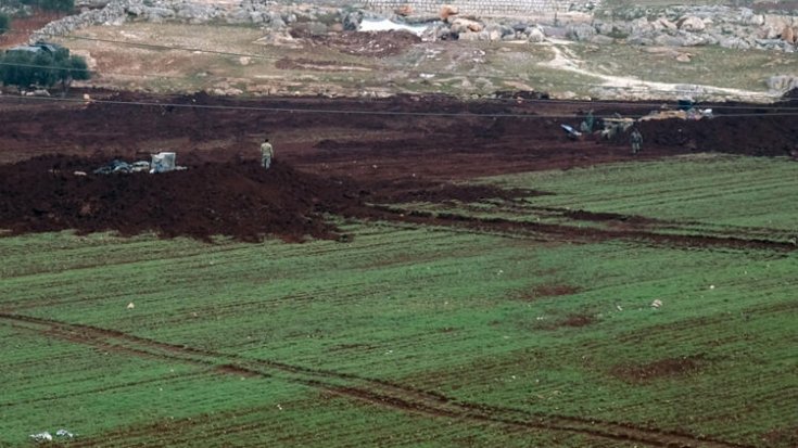 TSK, İdlib kırsalında yeni mevziler hazırlıyor