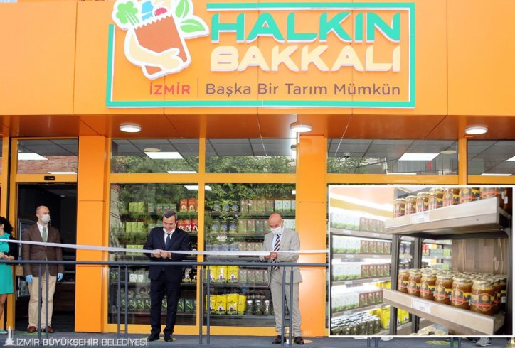 Tunç Soyer'in vaatleri arasında yer alan Halkın Bakkalı'nin ikinci şubesi açıldı