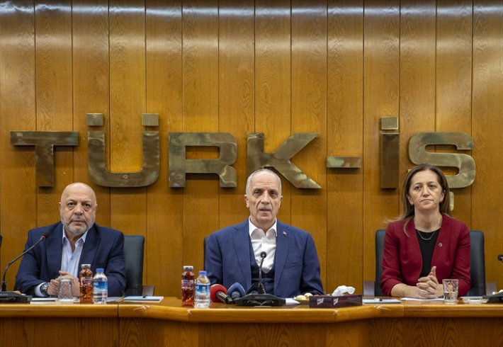 Türk-İş, DİSK ve Hak-İş'ten ortak asgari ücret açıklaması