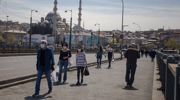 Türkiye, vaka sayısında dünyada 7. sıraya yükseldi