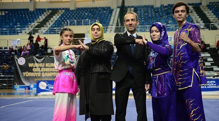 Türkiye Wushu Federasyonu'nda yeni skandal: Başkanın kızı hem hakem hem sporcu hem şampiyon oldu!