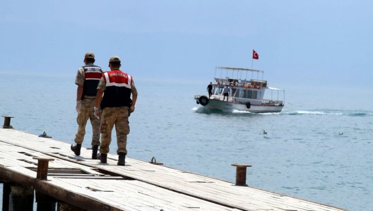 Van'daki tekne faciasında ölü sayısı 32'ye yükseldi