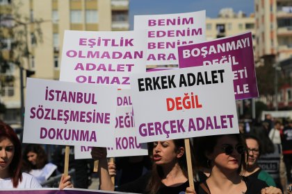237 kadın örgütünden çocuk istismarına af girişimlerine ve İstanbul Sözleşmesi’ne saldırılara ilişkin açıklama
