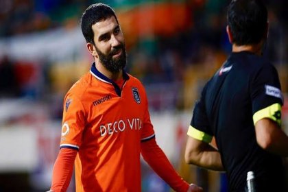 Başakşehir, Arda Turan ile yollarını ayırdı