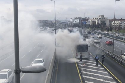 Çağlayan'da metrobüste yangın çıktı