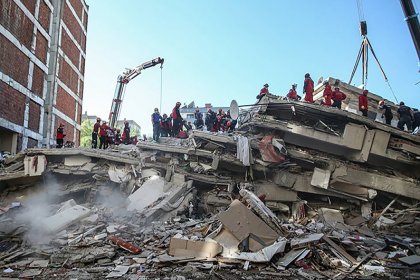 "Deprem değil rant bilimden uzaklaşmak öldürüyor"