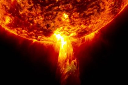 Güneş'te son üç yılın en büyük patlaması meydana geldi