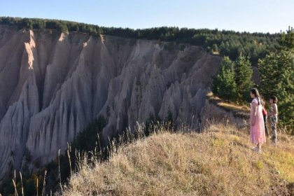 Hıram Vadisi’ne cam teras