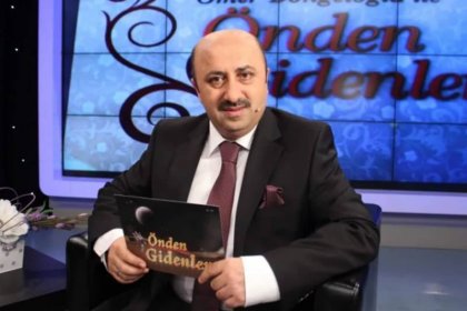İlahiyatçı Ömer Döngeloğlu koronavirüs nedeniyle hayatını kaybetti