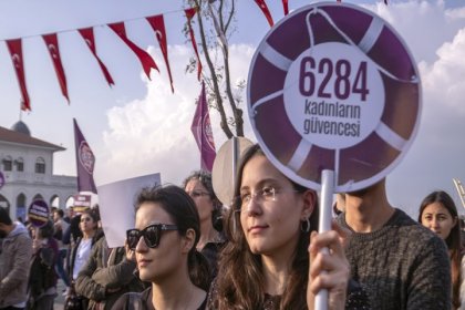 Polis, sığınma evine yönlendirilen kadının adresini, şiddetinden kaçtığı eşiyle paylaştı