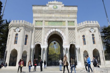 Üniversite yönetimlerine akademi dışından kurul