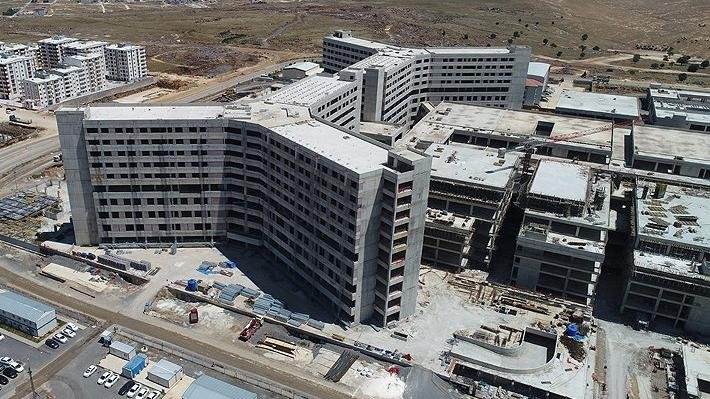 3 yılda biteceği açıklanan şehir hastanesi 8 yıldır tamamlanamadı 3 yılda biteceği açıklanan şehir hastanesi 8 yıldır tamamlanamadı