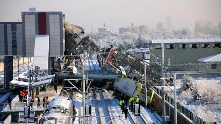 9 kişinin öldüğü tren kazası davasında itiraf gibi ifade: Risk analizi konusunda bilgim yoktu 9 kişinin öldüğü tren kazası davasında itiraf gibi ifade: Risk analizi konusunda bilgim yoktu