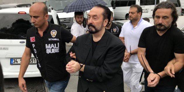 Adnan Oktar davasında karar açıklandı: Birden fazla suçtan 1075 yıl 3 ay hapis cezası