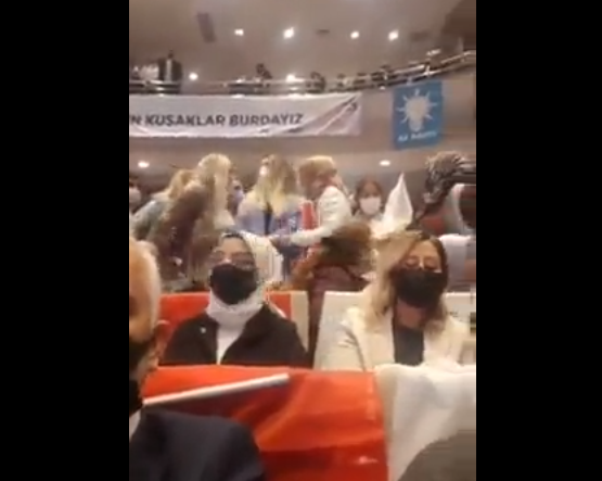 AKP il başkanının 'Çevrenizdekileri üye yapın' çağrısına AKP'li üyeden yanıt: 'Siz bize yalan söylüyorsunuz' diyorlar, üye olmuyorlar AKP il başkanının 'Çevrenizdekileri üye yapın' çağrısına AKP'li üyeden yanıt: 'Siz bize yalan söylüyorsunuz' diyorlar, üye olmuyorlar