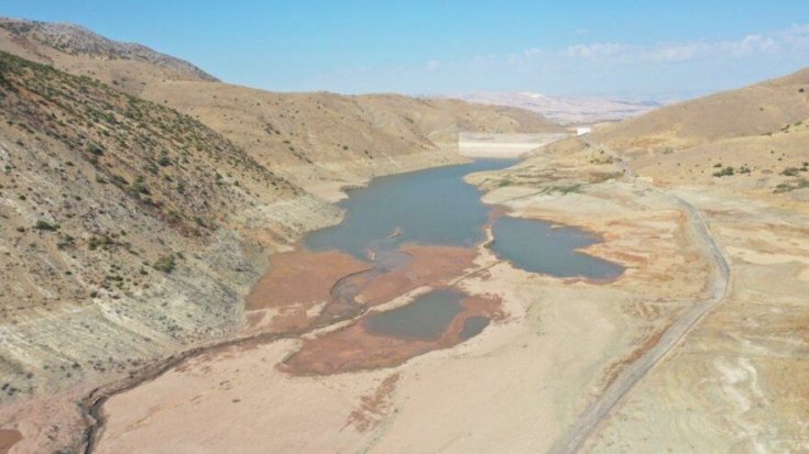 AKP’li Elazığ Belediyesi: Hamzabey Barajı’nda içme ve kullanma suyu bitti