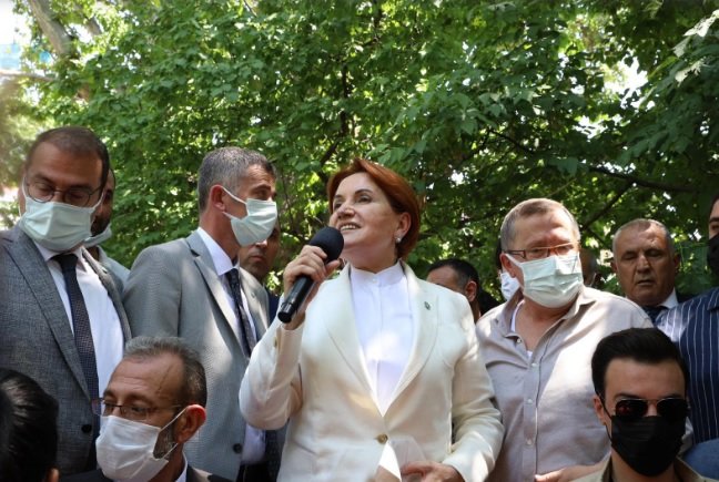 Akşener: Kılıçdaroğlu’nun adaylığı saygı duyulması gereken bir durum