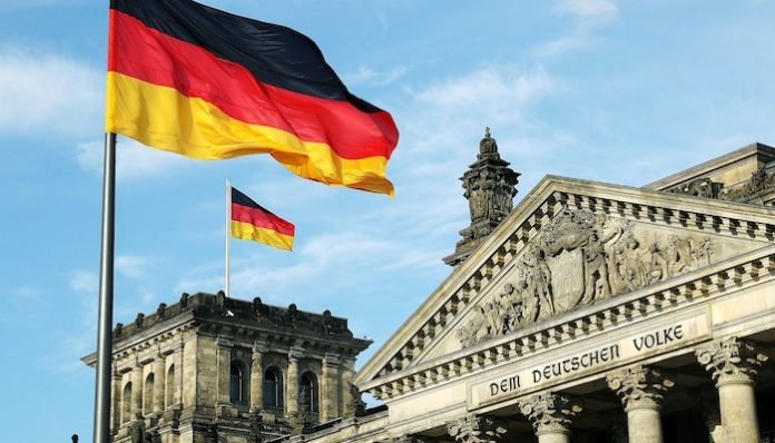 Alman Dışişleri: Kavala ve Demirtaş serbest bırakılmalı