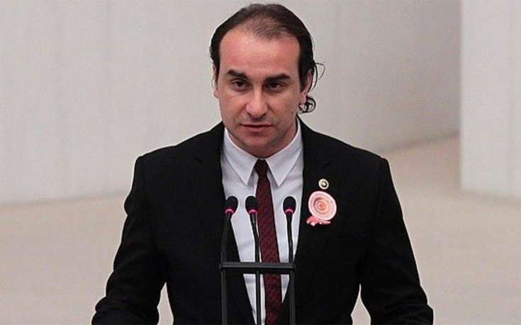 Alparslan Türkeş'in oğlundan Bahçeli'ye sert sözler: Münafıksın.... Alparslan Türkeş'in oğlundan Bahçeli'ye sert sözler: Münafıksın....