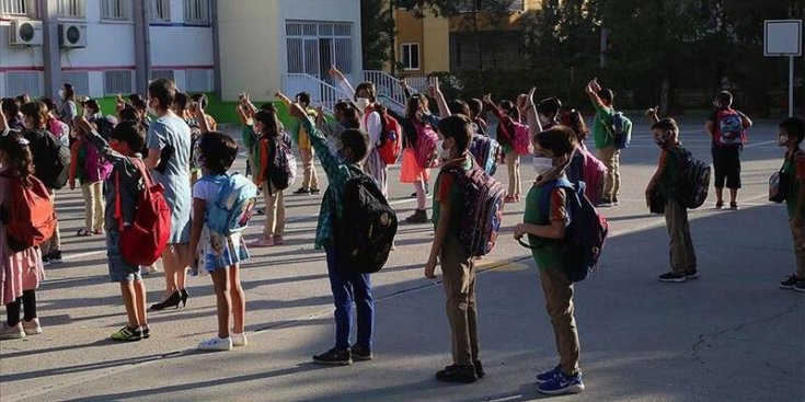 Ankara Valiliği'nden 'yüz yüze eğitim' açıklaması Ankara Valiliği'nden 'yüz yüze eğitim' açıklaması