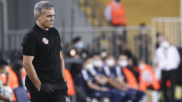 Antalyaspor'da Ersun Yanal ile yollar ayrıldı