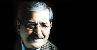 Aşık Mahzuni Şerif’in aramızdan ayrılışının üzerinden 19 yıl geçti Aşık Mahzuni Şerif’in aramızdan ayrılışının üzerinden 19 yıl geçti