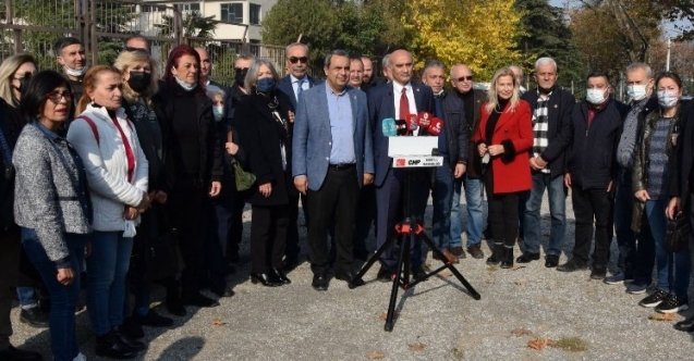 "Atatürk Stadyumu tüm şehrin itirazlarına rağmen Millet Bahçesi için yıkıldı"