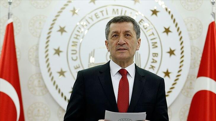 Bakan Selçuk'tan telafi eğitim açıklaması: 'Yaz boyu okullarımızı açık tutacağız' Bakan Selçuk'tan telafi eğitim açıklaması: 'Yaz boyu okullarımızı açık tutacağız'