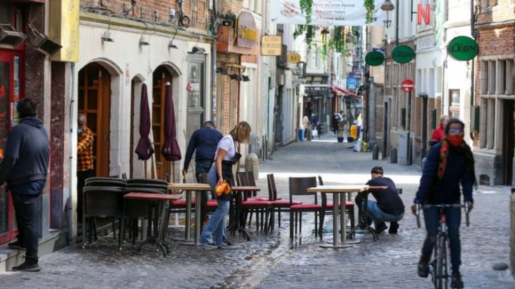 Belçika'da 7 aydır uygulanan sokağa çıkma kısıtlamaları sona erdi