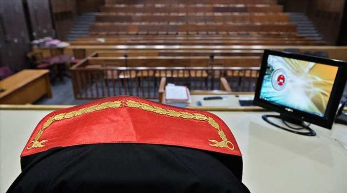 Bilgileri dışında AKP'ye üye yapılan KESK üyeleri savcılıklara suç duyurusunda bulunuyor Bilgileri dışında AKP'ye üye yapılan KESK üyeleri savcılıklara suç duyurusunda bulunuyor