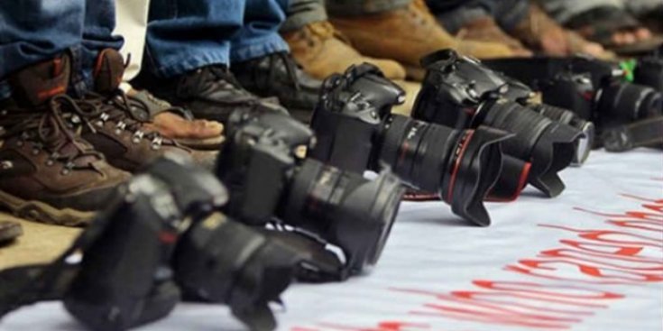 Bugün 3 Mayıs Dünya Basın Özgürlüğü Günü: 43 gazeteci cezaevinde, 128 davada 274 gazeteci yargılandı, 44 gazeteci fiziksel saldırıya uğradı